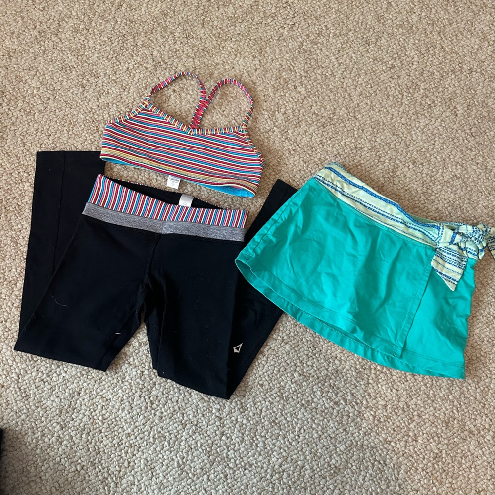 Girl size 4 activewear Bundle